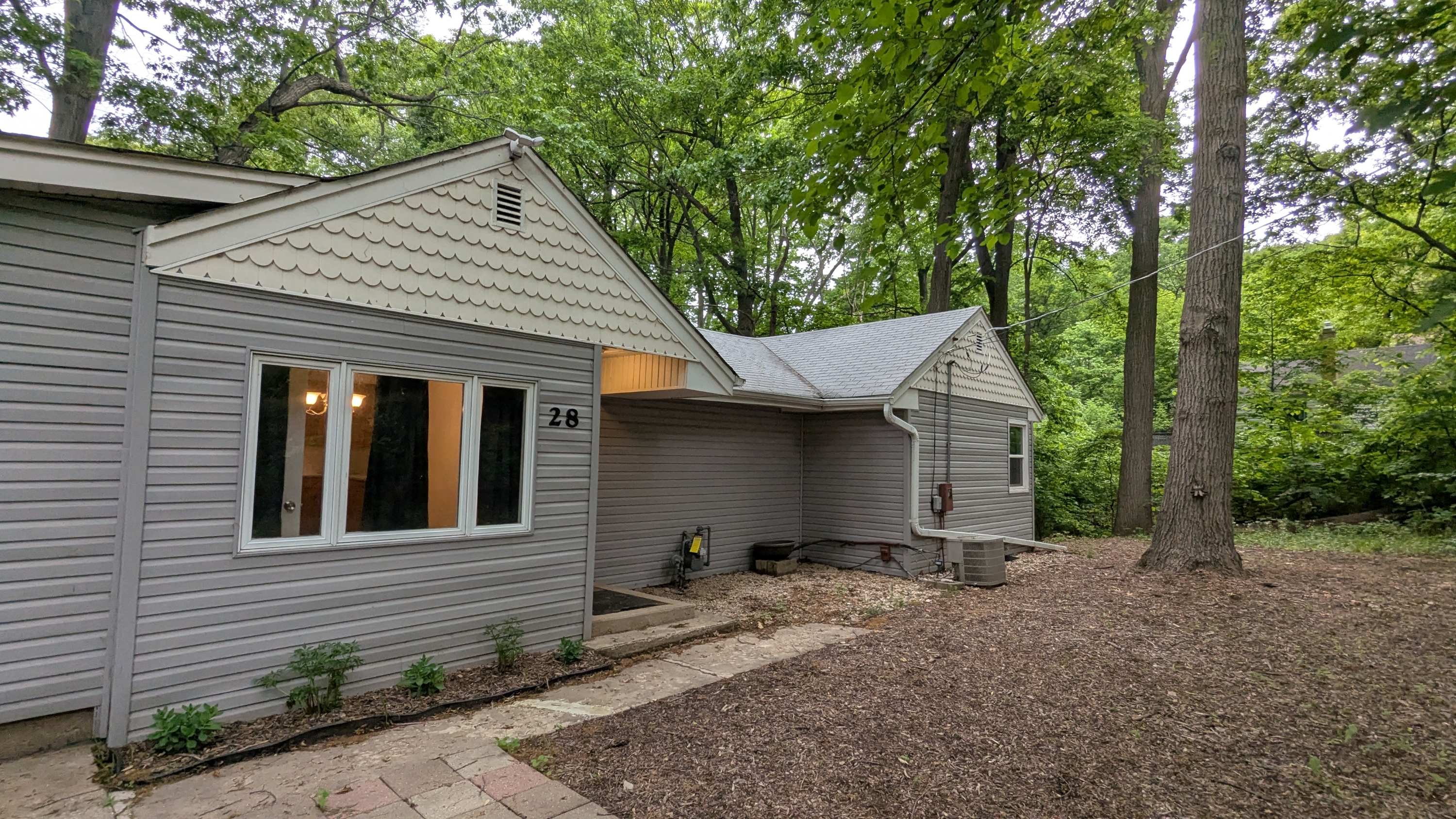 28 Glen Avenue
